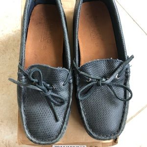 ZARA boy’s navy blue leather moccasins/loafers